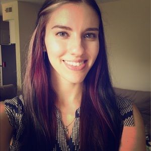 Meet your Posher, Talia!